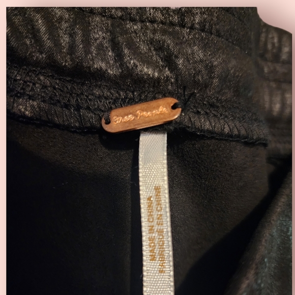 Free People Midnight Vegan Faux Suede Pants Black Pull On Stretch Women's Medium - Picture 4 of 4